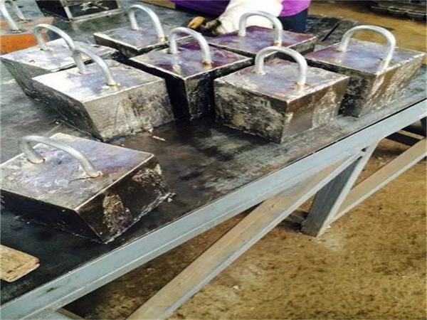 赤峰浇铸异形铅件