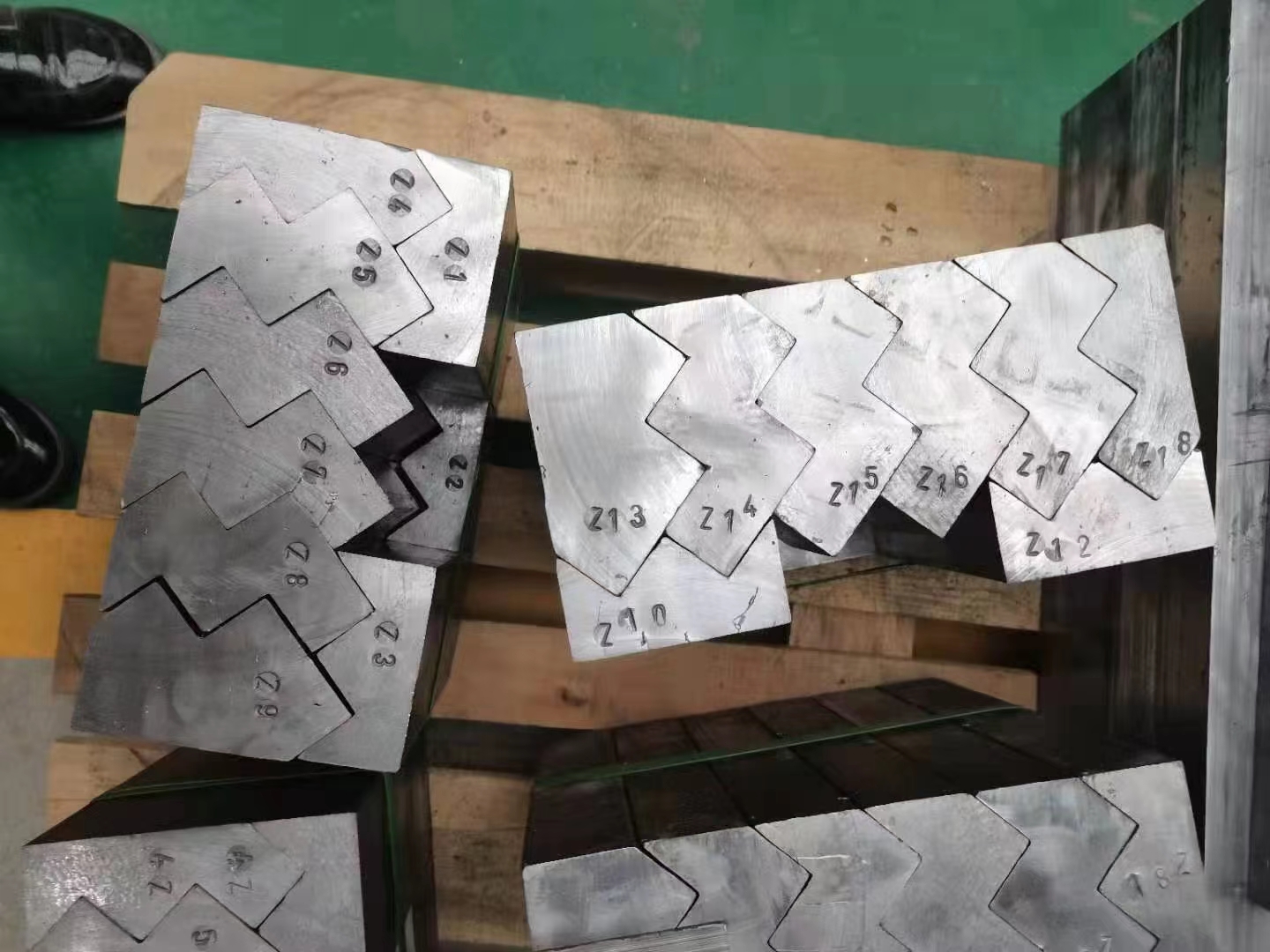 赤峰工业配重铅块